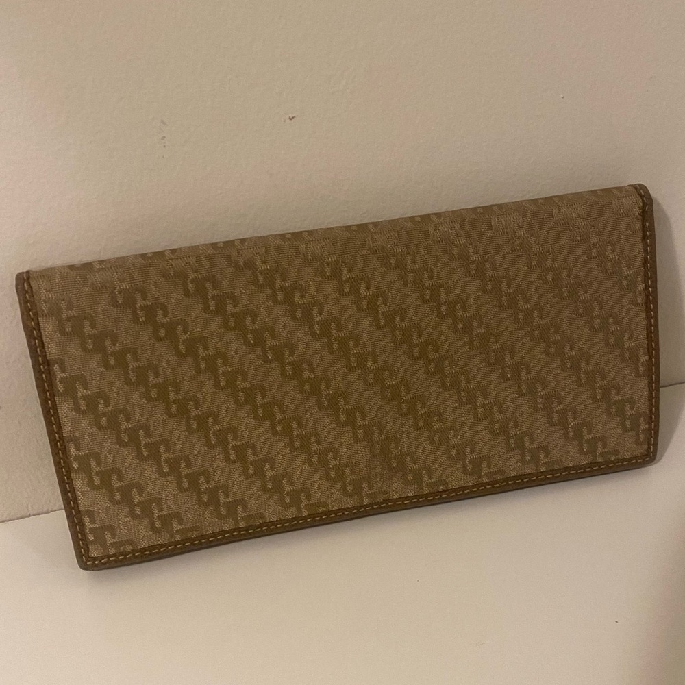 Gucci Tan Wallet